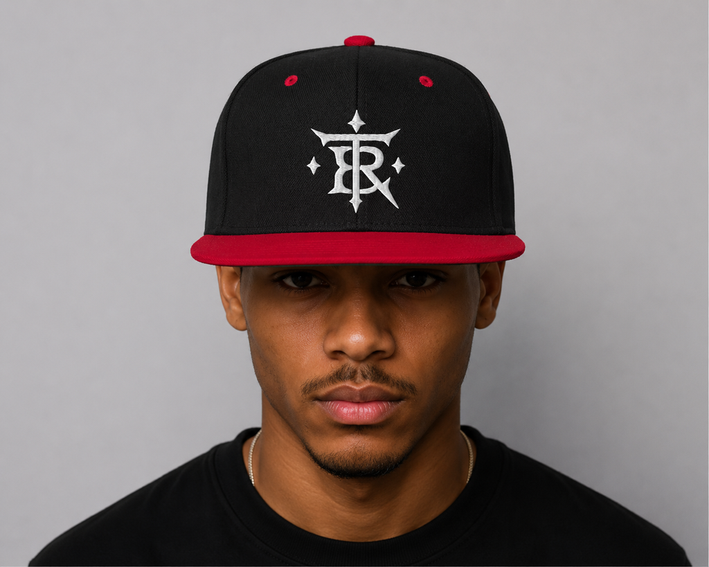 TORYS™ Elite Snapback – Noir & Rouge