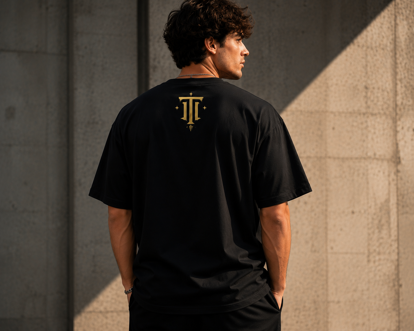 TORYS™ Signature Gold Black Tee