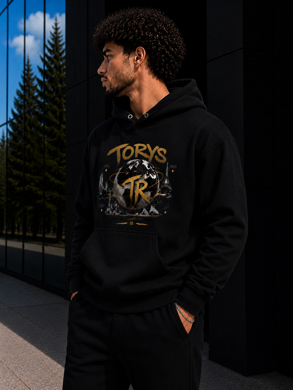 Hoodie Noir TORYS T. Gold World Edition