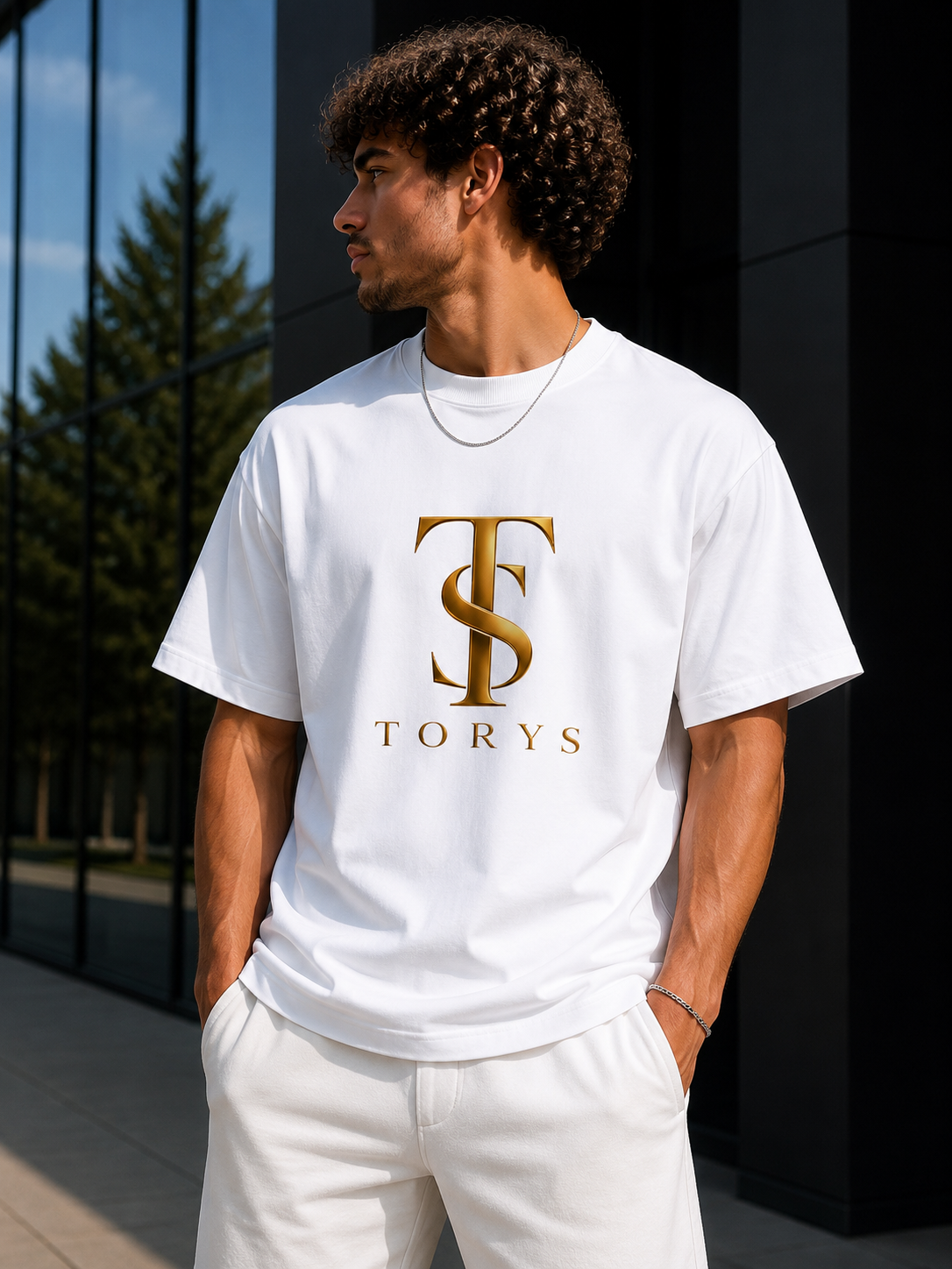 TORYS Monogram Gold – T-shirt Blanc Premium
